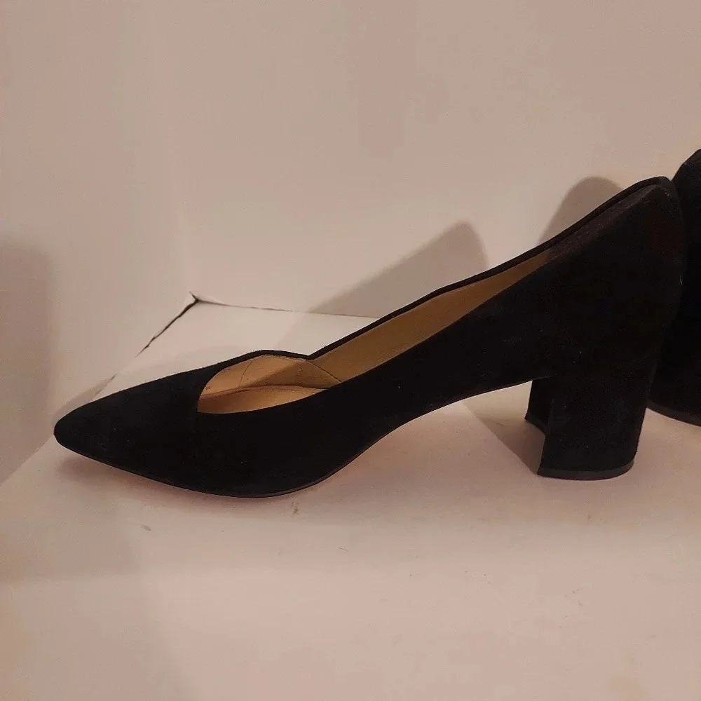 Marc Fisher LTD Black Suede Mlyovani Pointed Toe Block Heels in Size 8 M - Picture 3 of 13